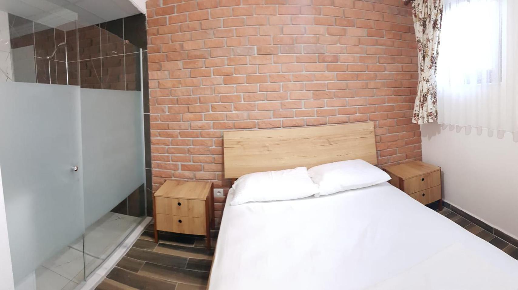 Adayel Bagevi & Butik Otel Bozcaada Bilik gambar