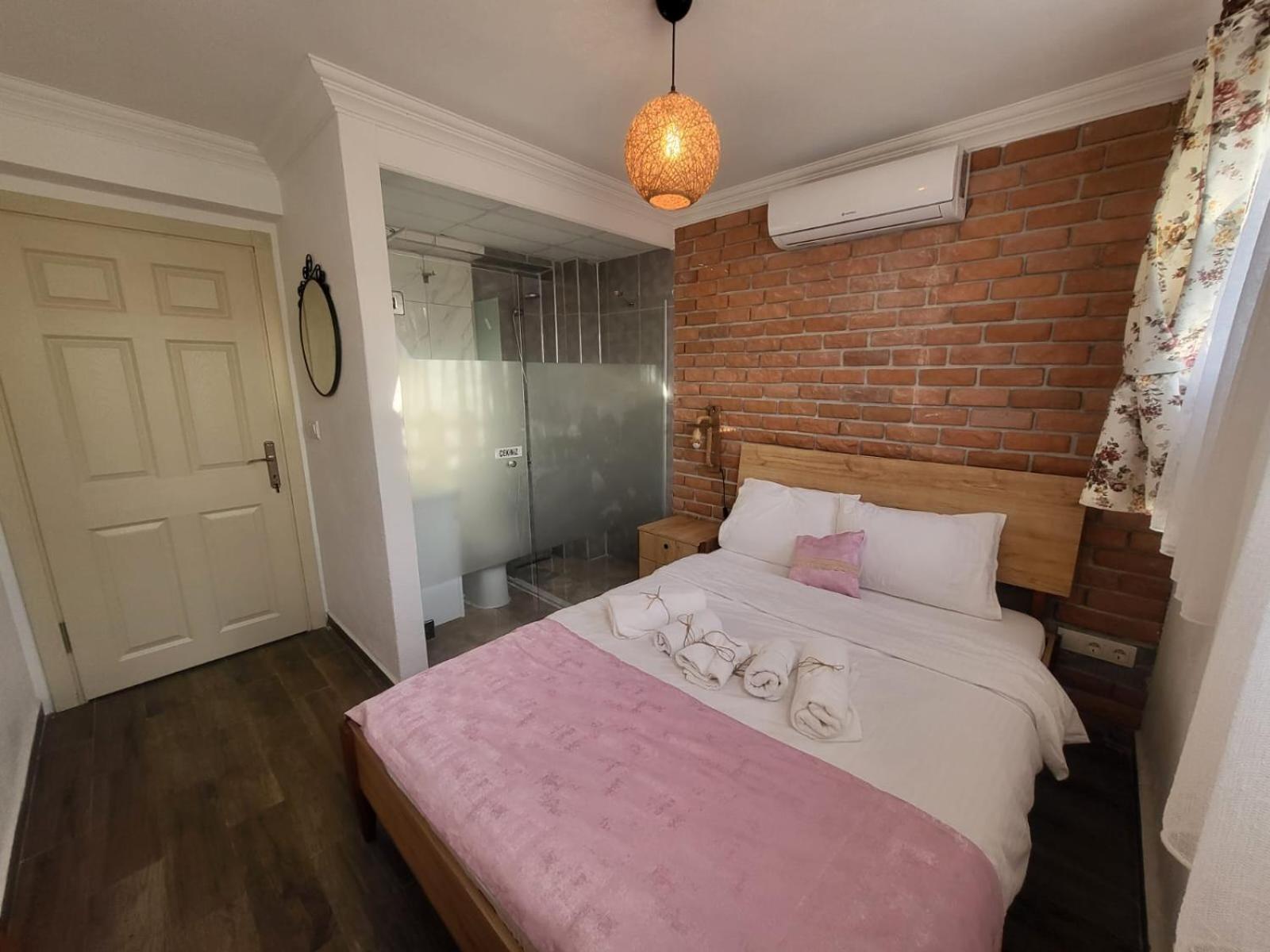 Adayel Bagevi & Butik Otel Bozcaada Bilik gambar